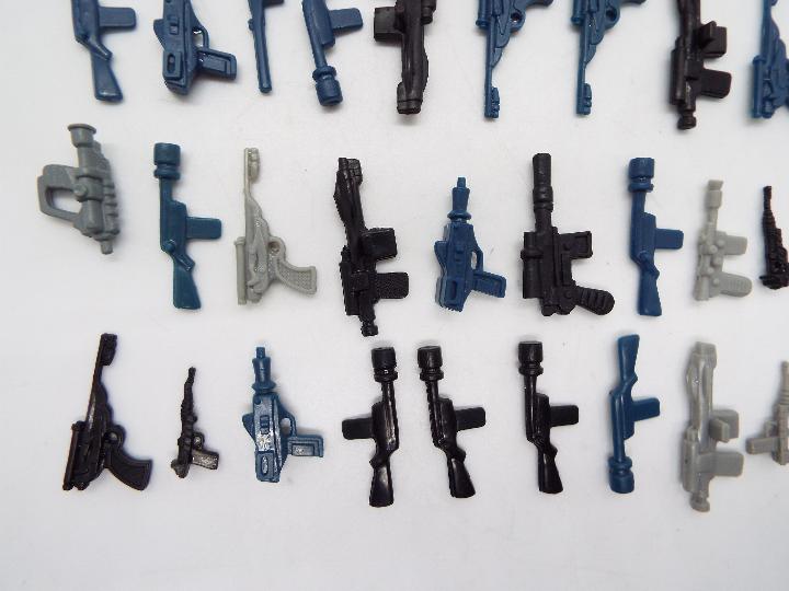 Star Wars, Kenner, Hasbro, Other - A hoard of over 40 Star Wars blasters. - Image 3 of 5