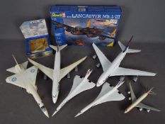 Gemini Jets - Revell - Hogan - A collection of diecast aircraft in various scales including 1:200