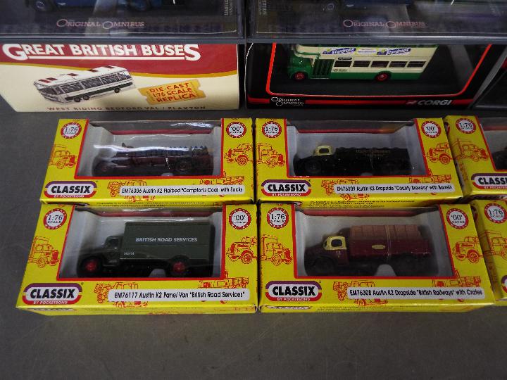 Corgi Original Omnibus - Pocketbond Classix - A collection of 23 x boxed bus and truck models in - Image 3 of 3