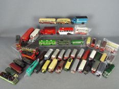 EFE - Anbrico - GLC Models - A collection of 48 x bus and truck models mostly in 1:76 scale,