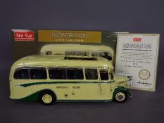 Sun Star - A boxed limited edition 1:24 scale Bedford OB in Southern Vectis Omnibus livery.