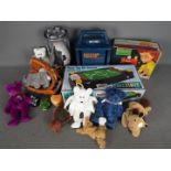 Vtech - Vulcan - Kenner - A mixed lot of toys including a boxed Vulcan Senior childs sewing machine,