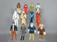 Star Wars, Kenner, Hasbro, LFL, CPG, GMFGI - A muster of 12 loose vintage Star Wars figures.