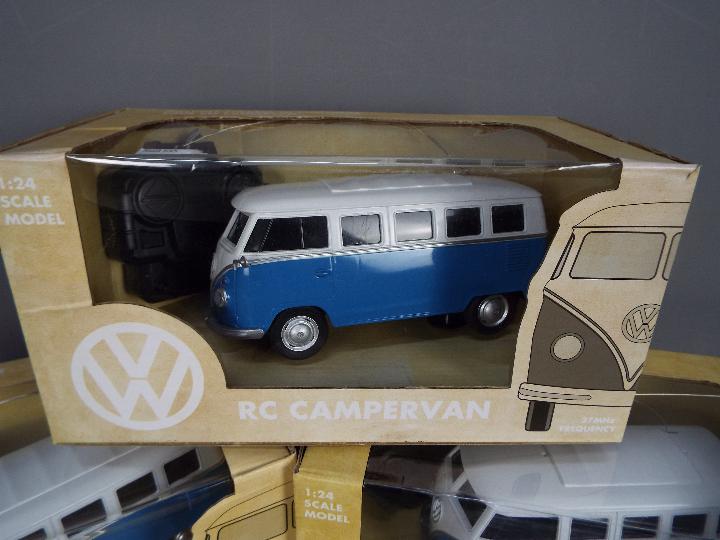 3x VW camper remote control vehicle boxed (new) - Image 2 of 2