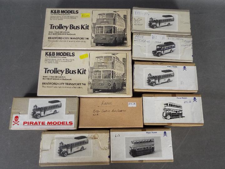 K&B Models - Pirate Models - A collection of 10 x white metal bus model kits in 1:76 scale