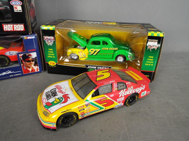 Racing Champions - A collection of 4 x American race cars in 1:24 scale, - Image 3 of 3