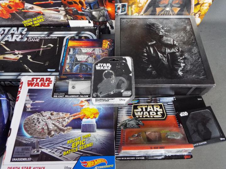 Kenner - Parker - Hot Wheels - A group of Star Wars items including Saga Edition Trivial Pursuit, - Image 3 of 4