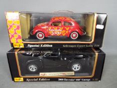 Maisto - two 1:18 scale Maisto Special Edition vehicles comprising 2000 Chevrolet SSR Concept and