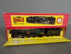 Hornby - A boxed 4-6-2 SR West Country steam locomotive named Barnstaple operating number 34005 in