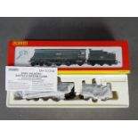 Hornby - an OO gauge 4-6-2 locomotive and tender, West Country class op no 34041 'Wilton',