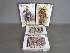 Trumpeter - A group of 4 x boxed military model kits in 1:16 and 1:35 scale including # 00702 WWII