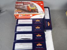 Bachmann Branch-Line - an OO gauge boxed set class 221 Virgin Super Voyager 5-car unit with unique