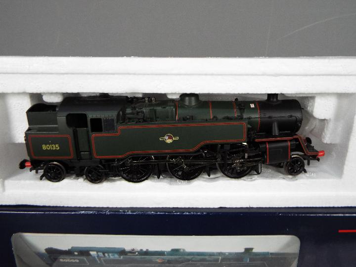 Bachmann Branch-Line - A boxed 00 gauge 2-6-4 Standard Class 4MT tank engine operating number 80135 - Image 2 of 2