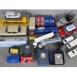 Corgi - Minichamps - Stahlberg - A collection of 10 x loose and 7 x boxed vehicle models in various