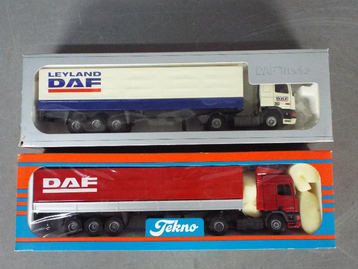 Tekno - 2 x boxed 1:50 scale DAF trucks,