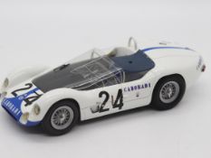 MPH Models - #1176 - A boxed 1:43 scale resin model of the Maserati Tipo 61 Birdcage 1960 Le Mans