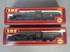 Airfix - Two boxed OO gauge Castle Class steam locomotives from Airfix.