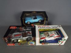 Bburago - A group of 3 x boxed 1:18 scale cars, # 3019IT Ferrari Testarossa Italia 90 edition,