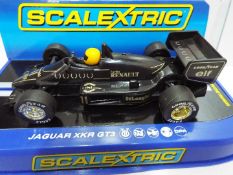 Scalextric - Slot Car model in 1:32 Scale - Formula Renault. Incorrect box.