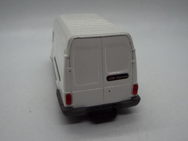 SMTS - An unboxed LDV Convoy van in white metal by SMTS. - Image 4 of 6