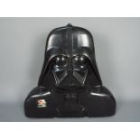 Kenner - A vintage The Empire Strikes Back Accessory Storage Chamber # 157017 in the shape of Darth