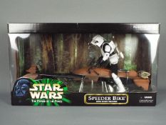 Star Wars - Hasbro - The Power Of The Force Speeder Bike with Scout Trooper in 12" scale from the