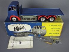 Shackleton - A boxed Shackleton Foden FG Flatbed Truck.