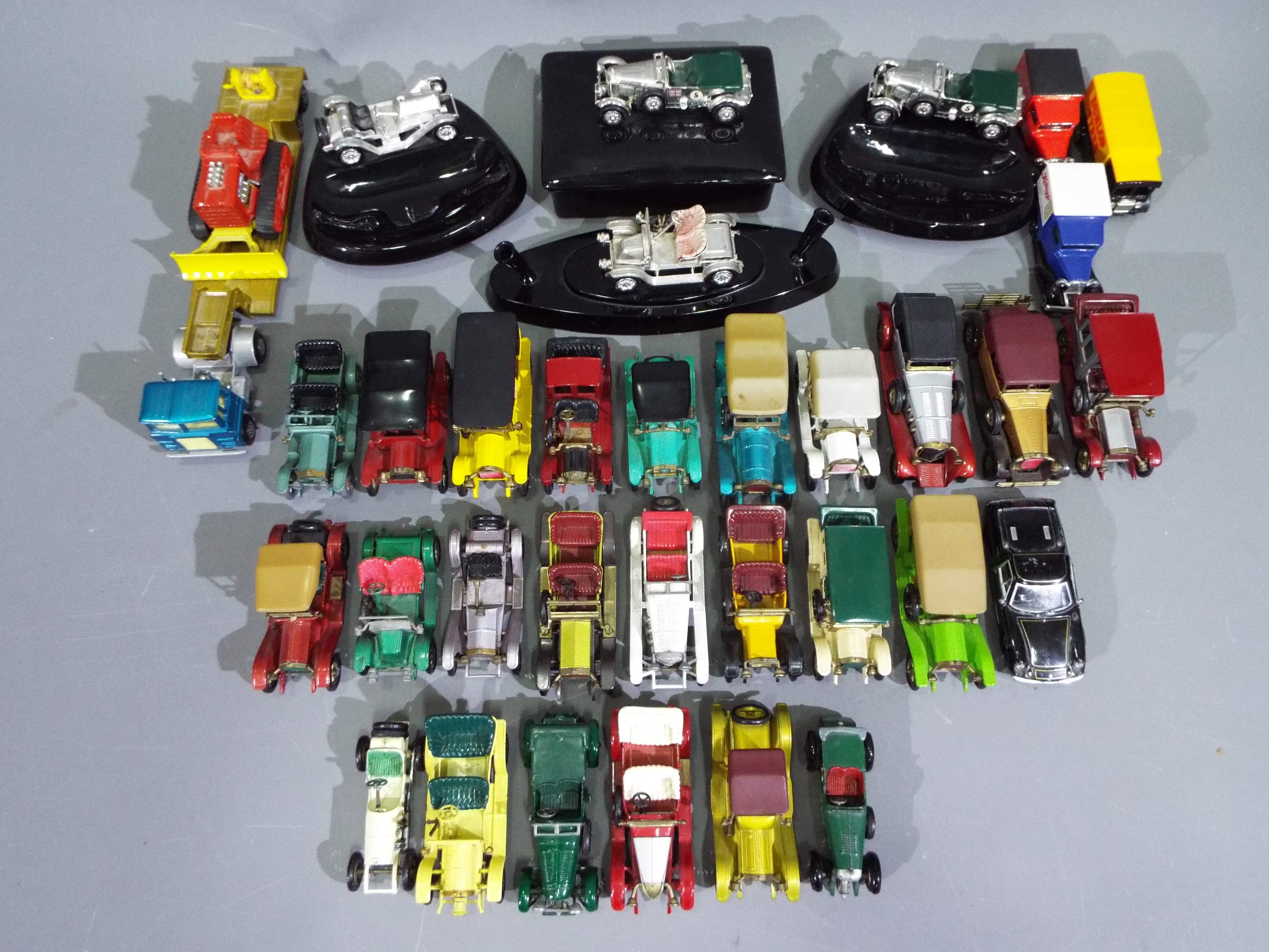 Matchbox - Hongwell - A collection of 34 x unboxed models, - Image 3 of 3