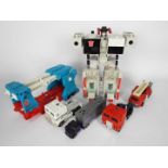 Hasbro - Transformers - A collection of 5 x vintage unboxed Transformer truck models including