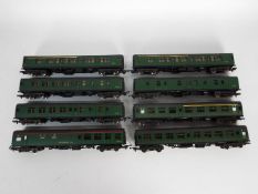 Lima - A group of 8 x BR Mk1 coaches in Southern Region green dark green including restaurant car,