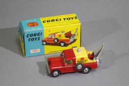 Corgi Toys - A boxed Corgi Toys #417S Land Rover Breakdown Truck.