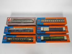 Roco, Lima - Six boxed HO gauge Continental passenger coaches predominately by Roco.