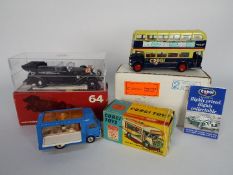 Corgi - Rio - 3 x boxed models, # 471 Smith's Carrier Mobile Canteen, # 9803 AEC RT bus,