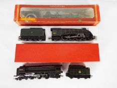 Hornby - Two boxed Hornby OO gauge steam locomotives. Lot includes Hornby R350 Class A4 Pacific Op.