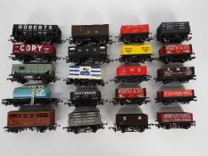 Tri-ang - Lima - A collection of 20 x unboxed OO gauge wagons including 2 x # R010 Pugh & Co coal