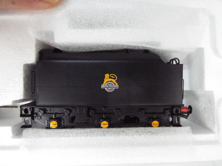 Bachmann - A boxed DCC Ready BR 2-10-0 9F standard operating number 92116 in black livery. - Image 3 of 4