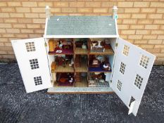 Dolls House - A large double fronted Georgian style detached dolls house,