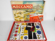 Meccano - A boxed number 6 Ocean Terminal Set.