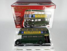 Sun Star - A boxed Sun Star Limited Edition 1:24 scale #2927 1948 RT1045 'JXN 73'. The .