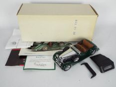 Franklin Mint - a 1:24 scale diecast model Alvis 4.