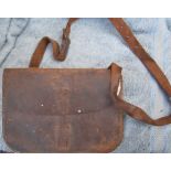 TRANSPORT - VINTAGE LEATHER BUS CONDUCTORS MONEY BAG WITH LEATHER STRAP