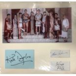 FILM - SPARTACUS CAST PHOTO & AUTOGRAPHS OF KIRK DOUGLAS, PETER USTINOV & JEAN SIMMONS