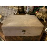 1930s JEWELLERY BOX WITH KEY