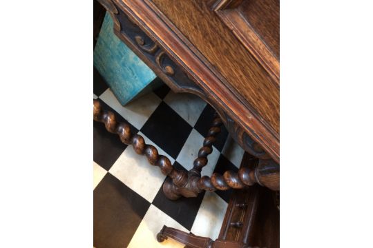 SOLID OAK ARTS & CRAFTS SIDEBOARD CIRCA 1890 - Image 5 of 8