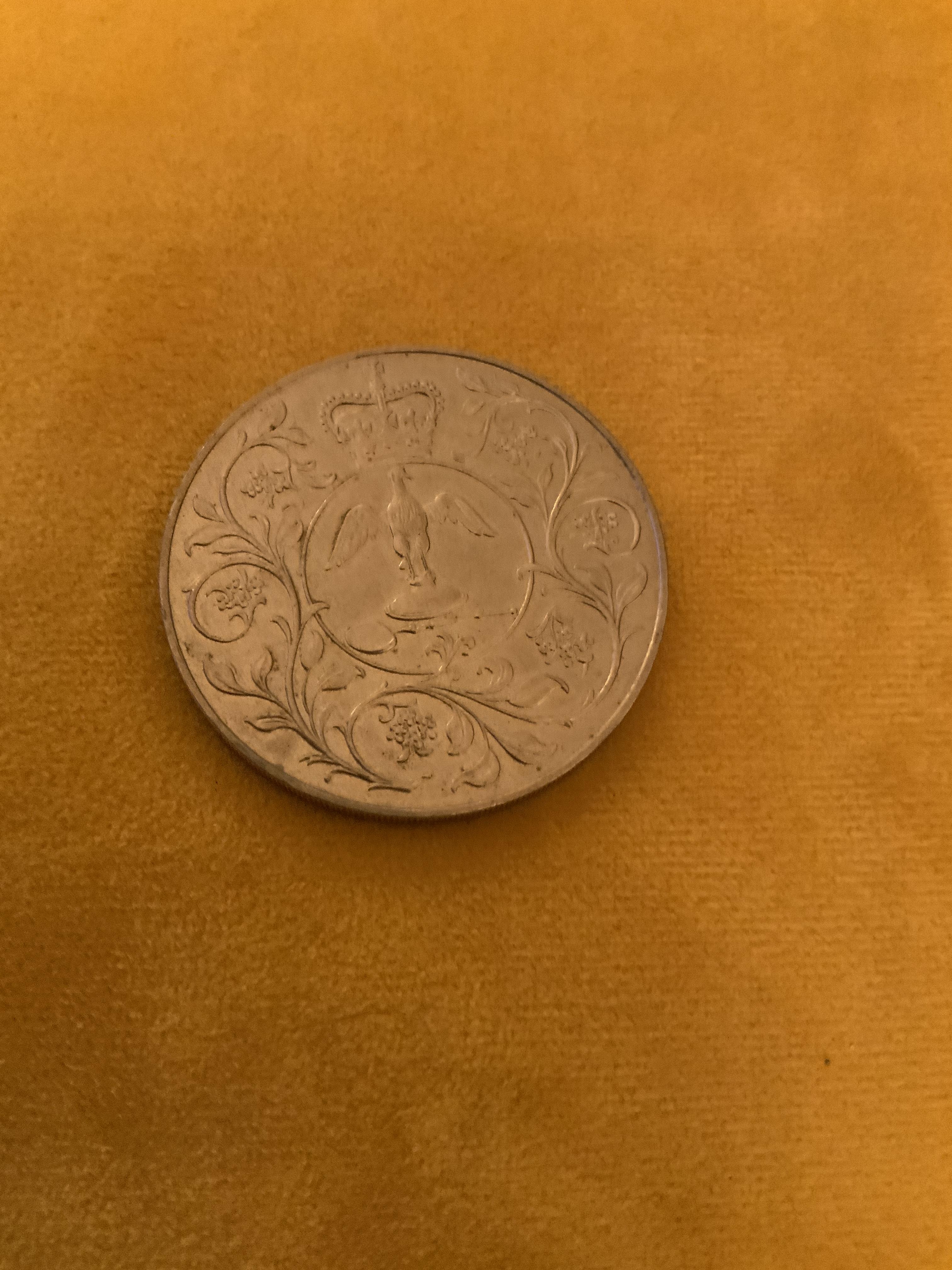 ELIZABETH II SILVER JUBILEE COIN 1977