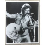 MUSIC - DAVID BOWIE HAND SIGNED PHOTO