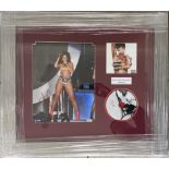 MUSIC - RHIANNA HAND SIGNED PHOTOGRAPH PROFESSIONALLY FRAMED