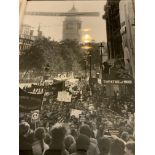 BLACK & WHITE IMAGE OF SCOTTISH CND PEACE MARCH 1970S