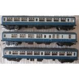 RAILWAY - HORNBY M5120 X2 M14052 X1 INTERCITY COACH BLUE & GREY