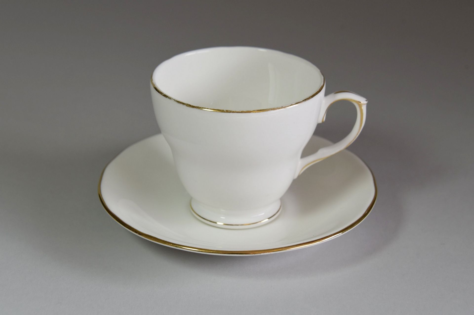 Approx. 2,564 items of Duchess English Fine Bone China and vintage crockery - Image 6 of 20